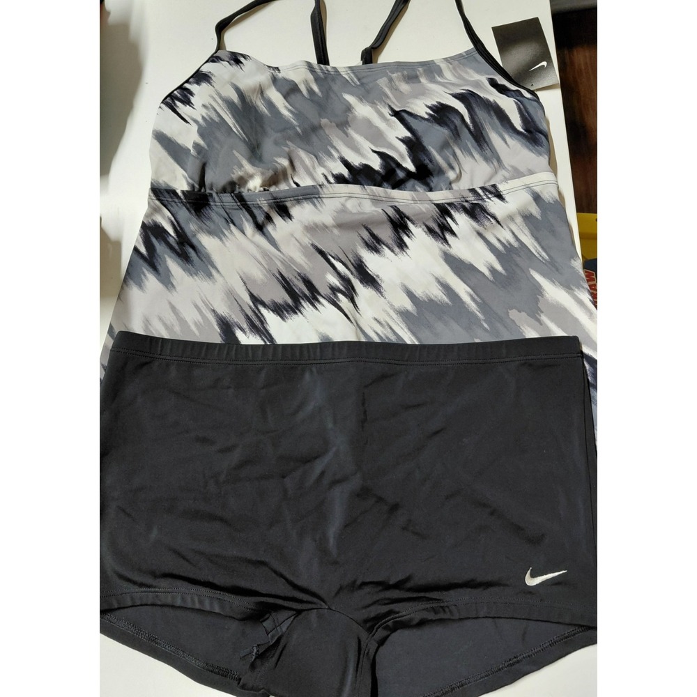 Nike Swim Women's Plus Size 1X Tankini 2 Piece Swimsuit Black Gray NWT $116